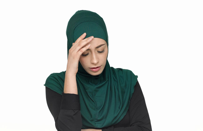 hijab women getting headache